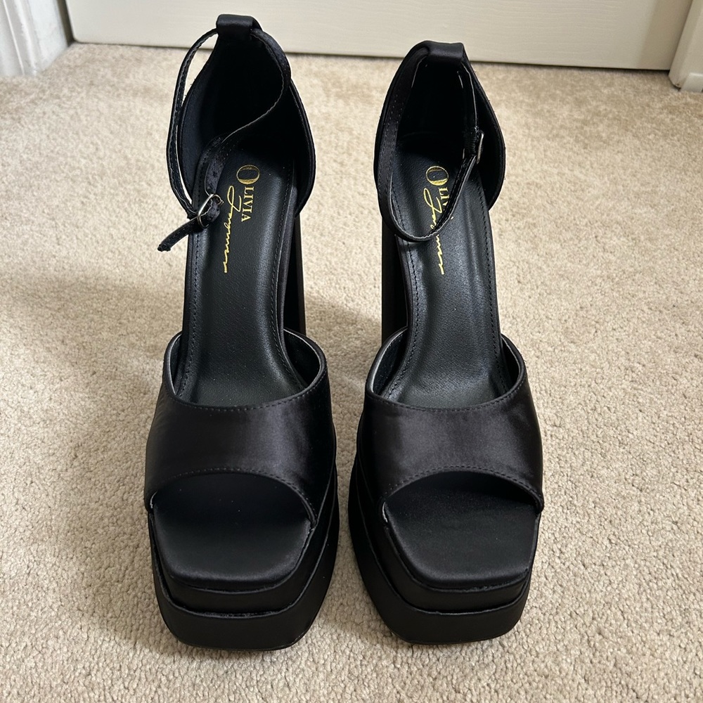 Platform Heels - Picture 4 of 5